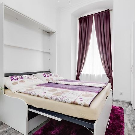 Apartment Thunovska 10 Praga Zewnętrze zdjęcie
