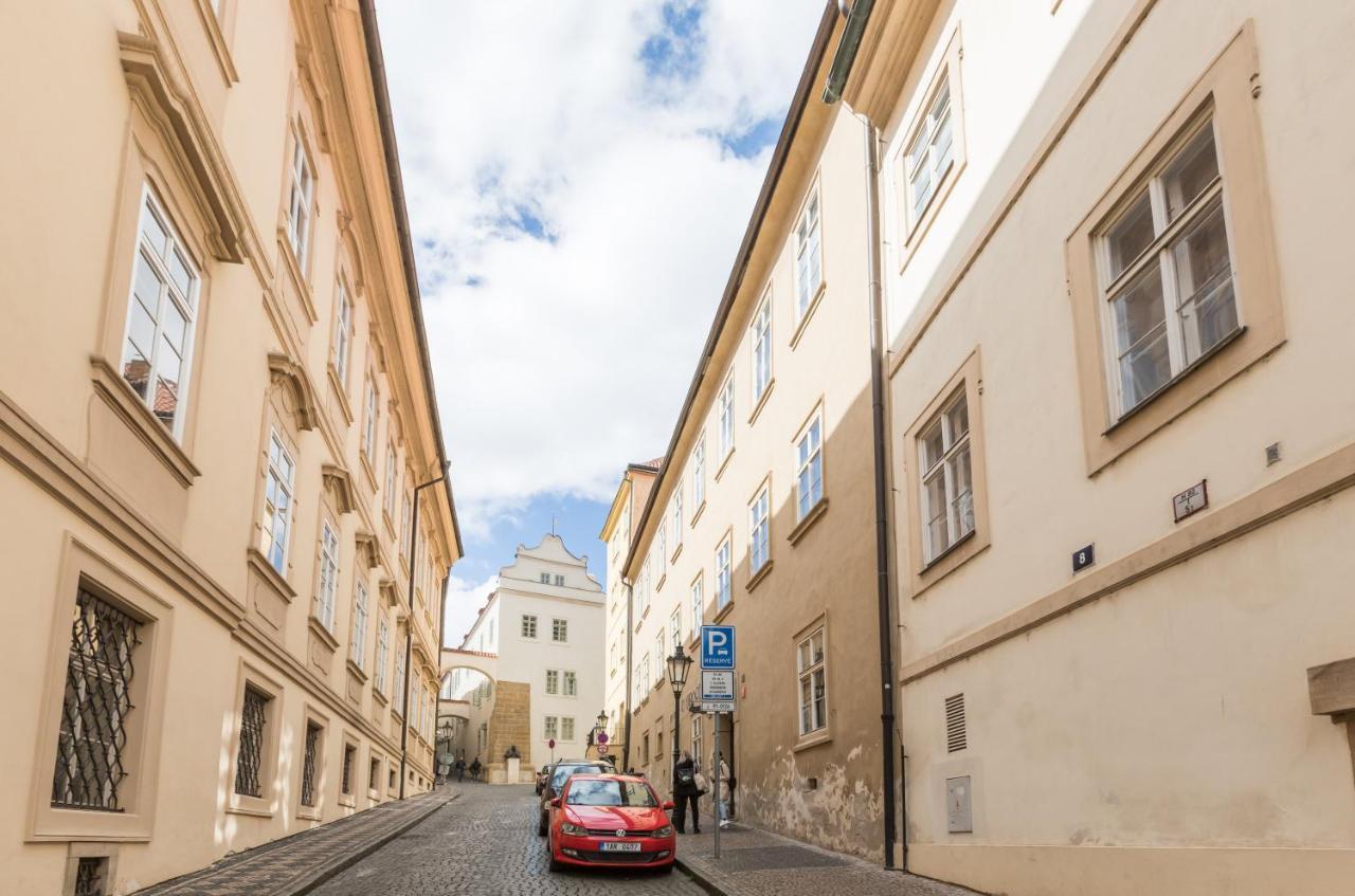 Apartment Thunovska 10 Praga Zewnętrze zdjęcie